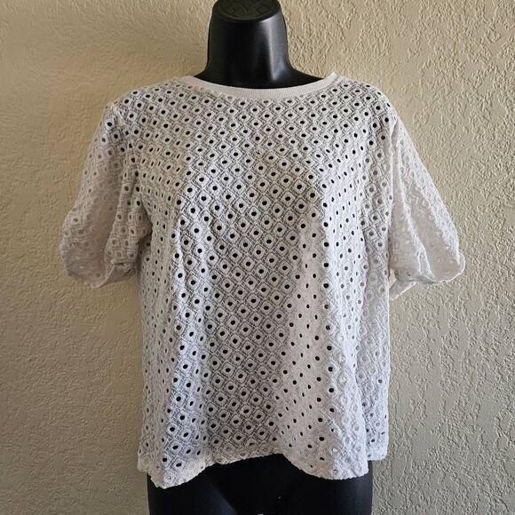 Postmark Chantal Eyelet Blouse - Picture 2 of 7